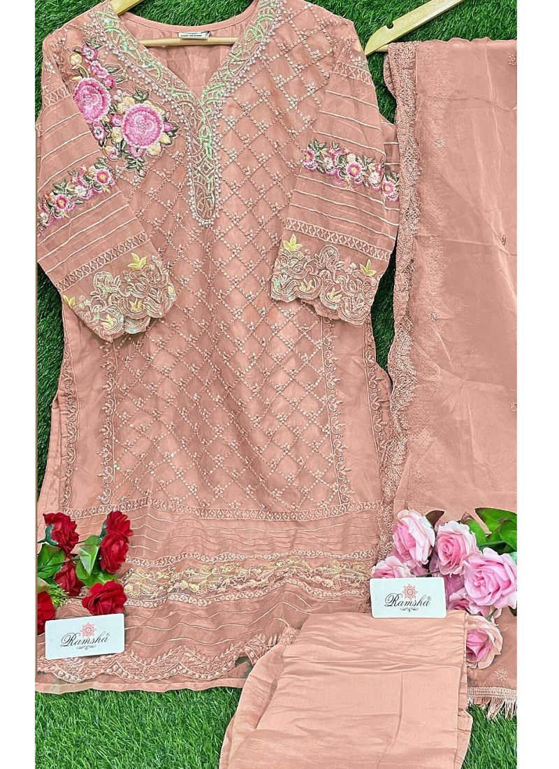 R 1070 Ramsha Pakistani Suits Catalog